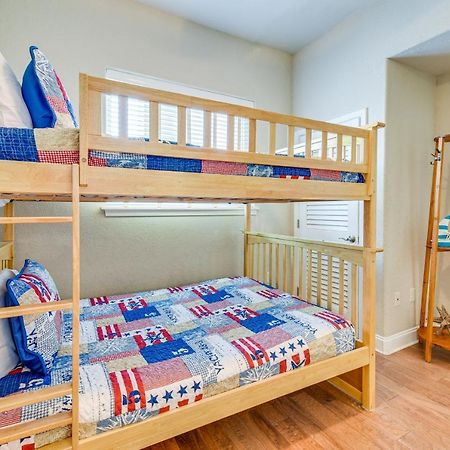 Miramar Beach Condo With Pool - Walk To Beach! Дестин Екстериор снимка