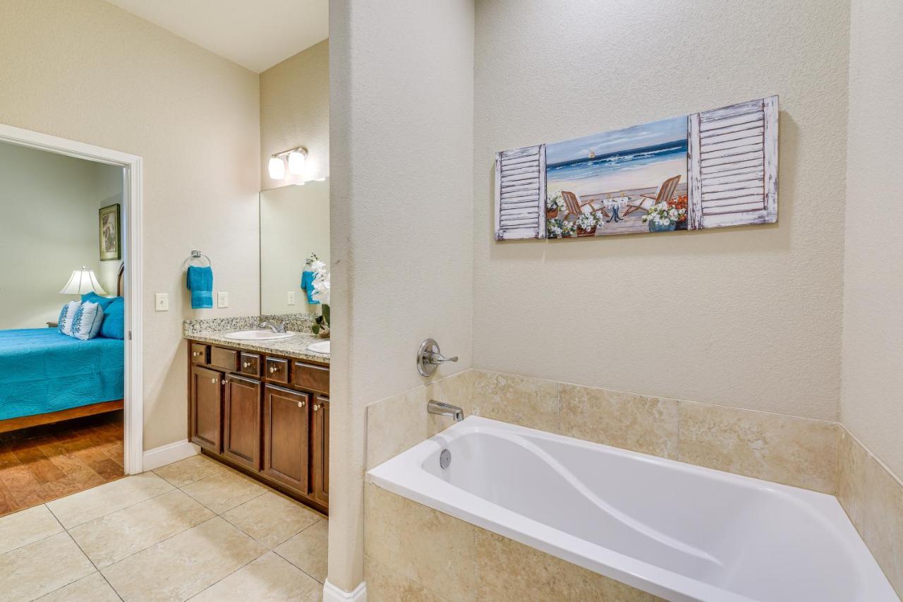 Miramar Beach Condo With Pool - Walk To Beach! Дестин Екстериор снимка