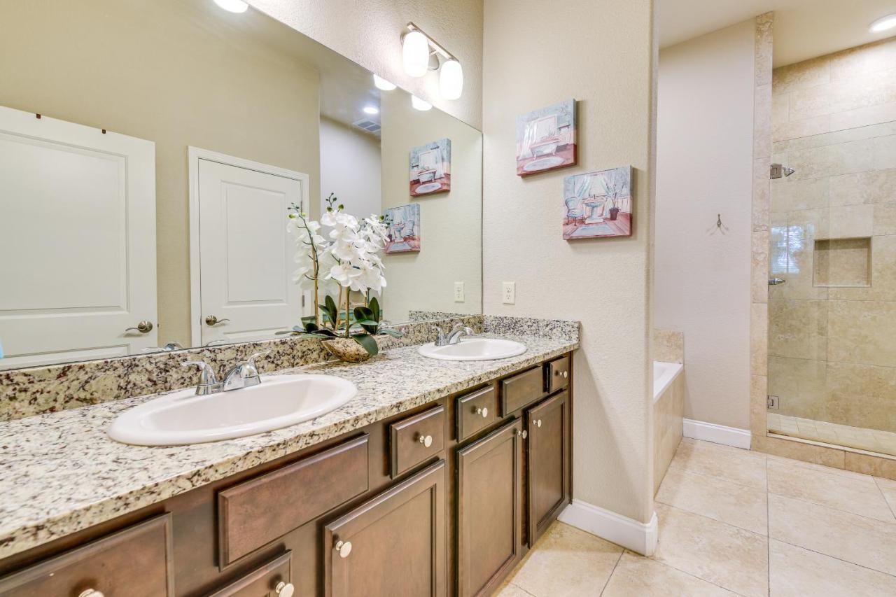 Miramar Beach Condo With Pool - Walk To Beach! Дестин Екстериор снимка